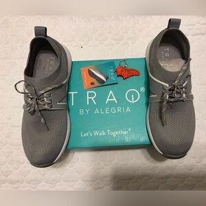 First Smart Shoe, Traq by Algeria SMART shoe